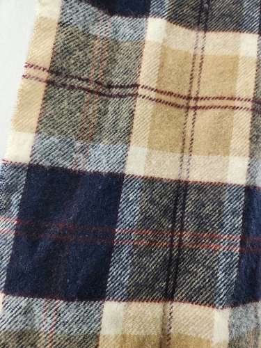 HARRODS OF LONDON Tartan Plaid Lambswool Scarf 69" - photo 2
