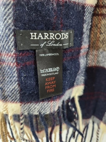 HARRODS OF LONDON Tartan Plaid Lambswool Scarf 69" - photo 3