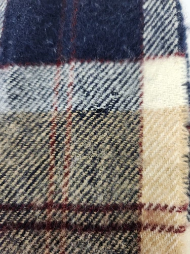 HARRODS OF LONDON Tartan Plaid Lambswool Scarf 69" - photo 4