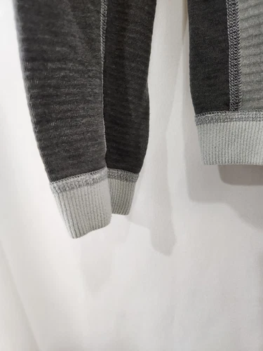 REIGNING CHAMP Waffle Long Sleeve Gray Sweater S - photo 5