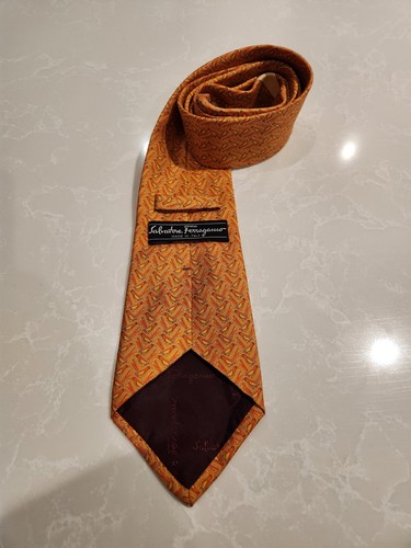 SALVATORE FERRAGAMO Orange Yellow Bird Silk Tie Italy - photo 3