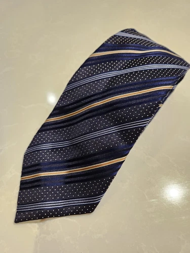 ZEGNA 100% Silk Striped Pattern Tie Made in Italy