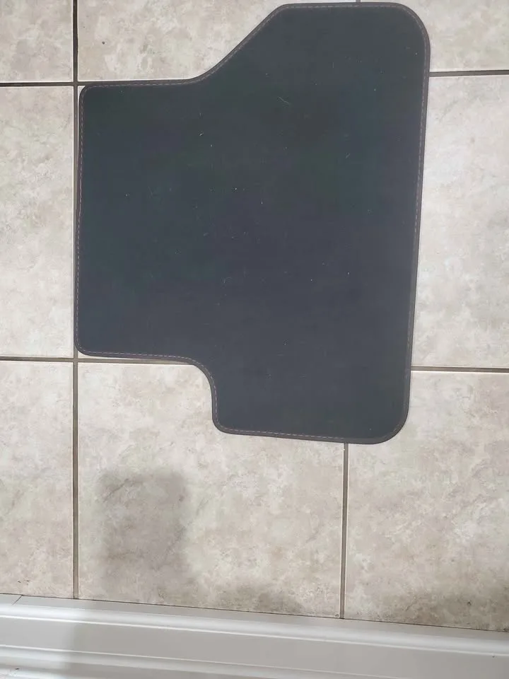 Audi A4 Floor mats - fit models from 2010 - 2021 image indicator(5)