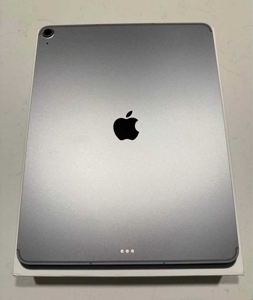 iPad Air 13-inch (M3) 128 GB - photo 2