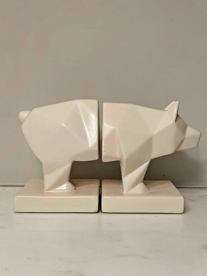 White Ceramic Pig / Bear Book Ends Decor