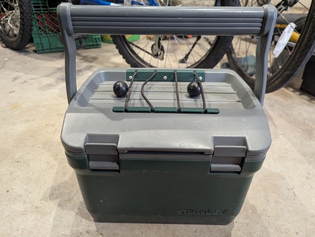 Stanley Green and grey lunch box
