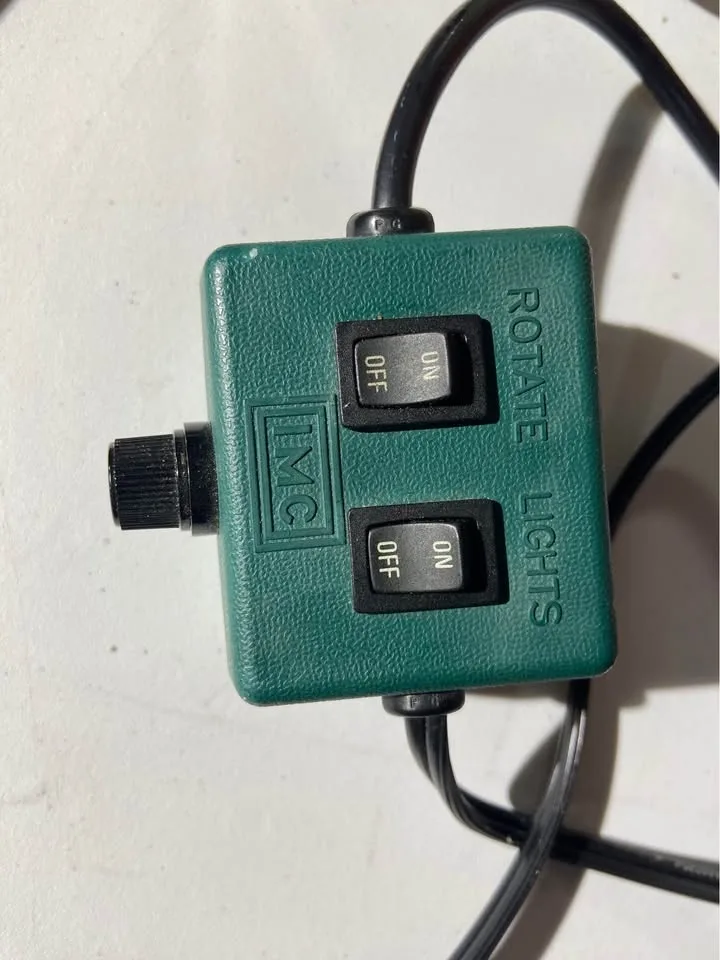 Vintage Ultima Revolving Tree Stand w/ Box image indicator(4)