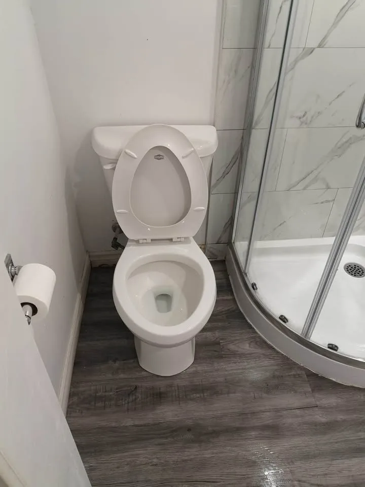 1 Bed 1 Bath - House image indicator(4)