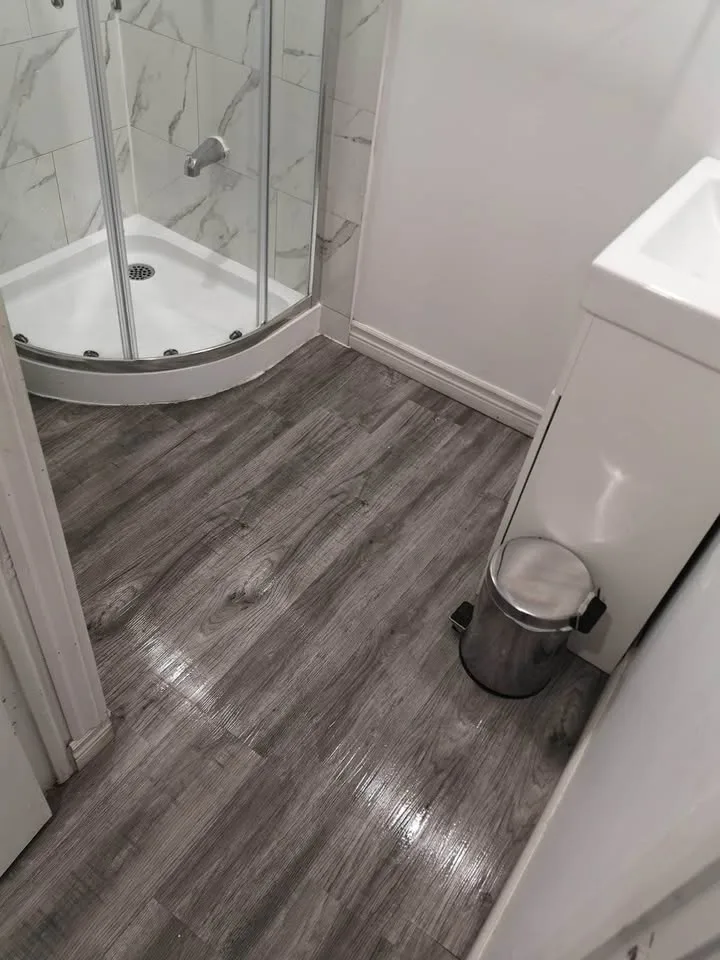 1 Bed 1 Bath - House image indicator(5)