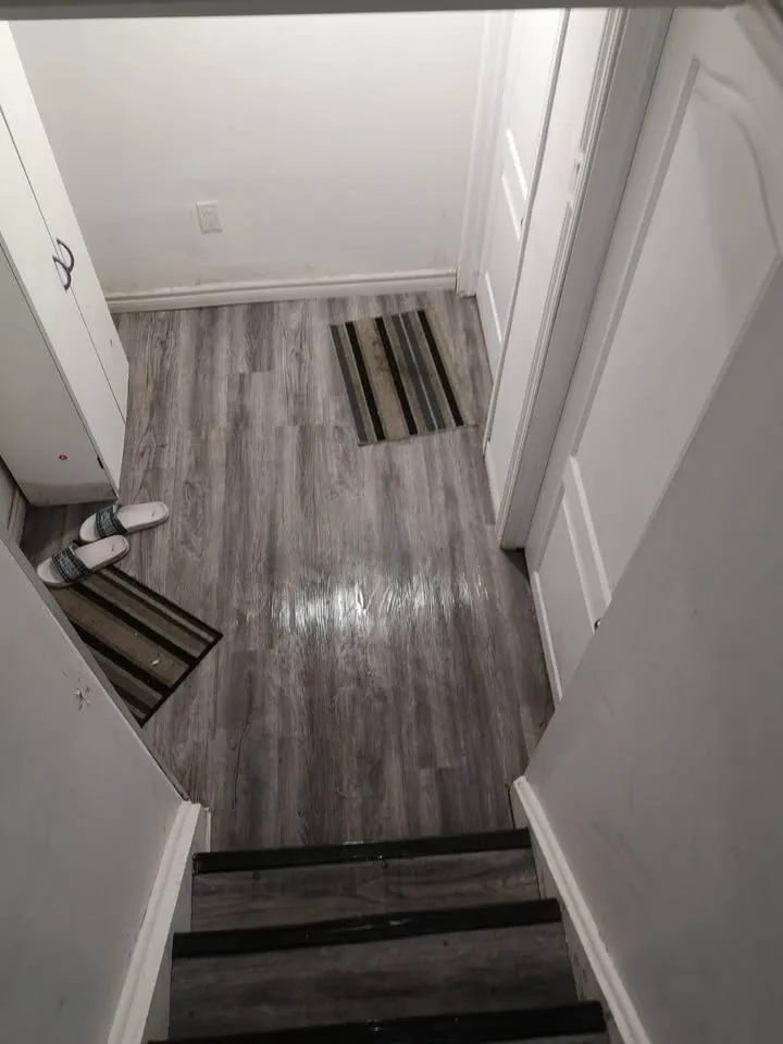 1 Bed 1 Bath - House image indicator(6)