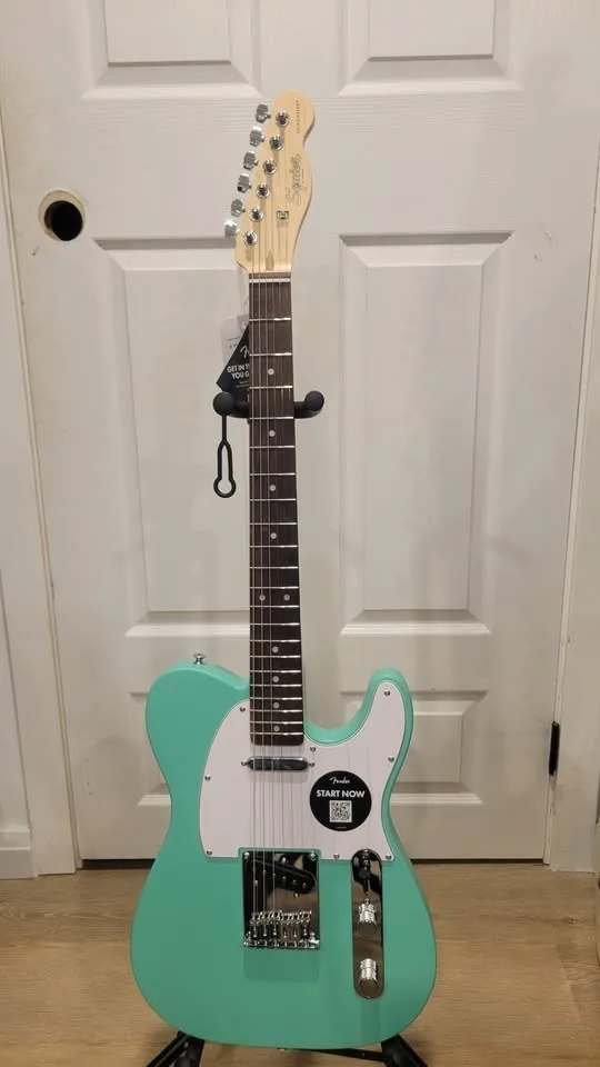 Squier Telecaster Electric Guitar image indicator(2)