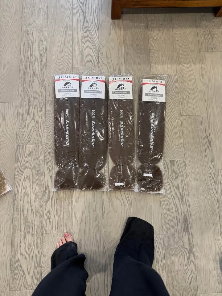 Premium Jumbo Braiding Hair - dark brown image indicator(2)