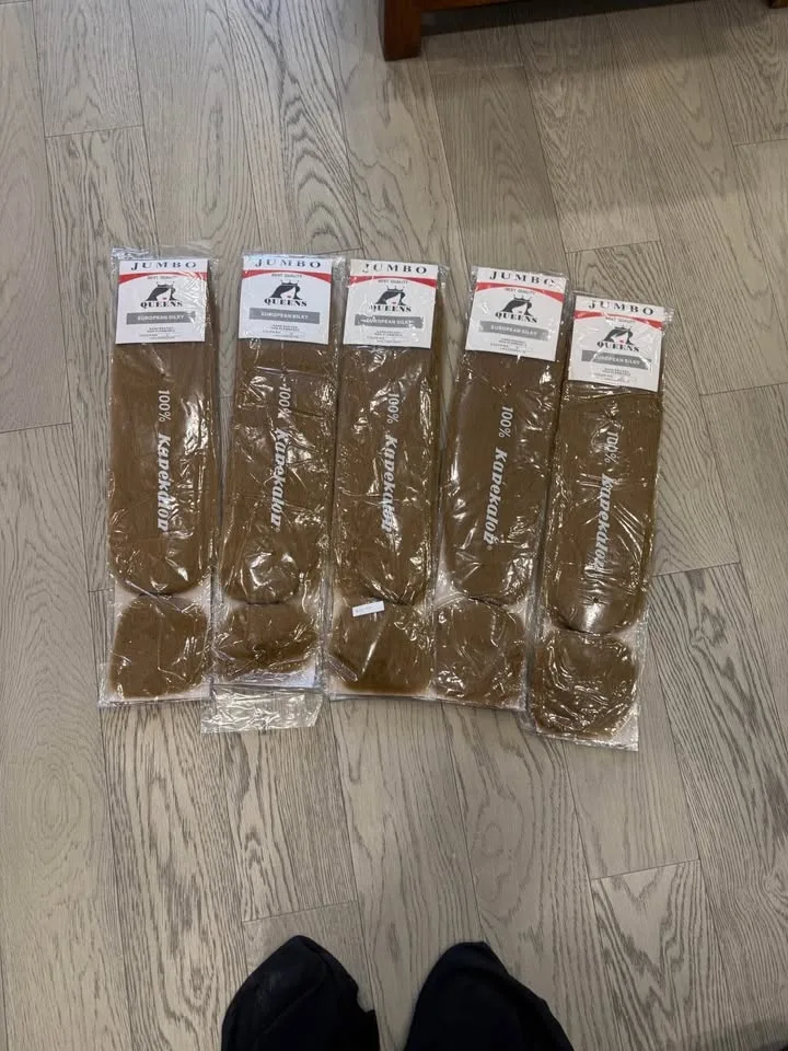 Premium Jumbo Braiding Hair-light brown image indicator(2)