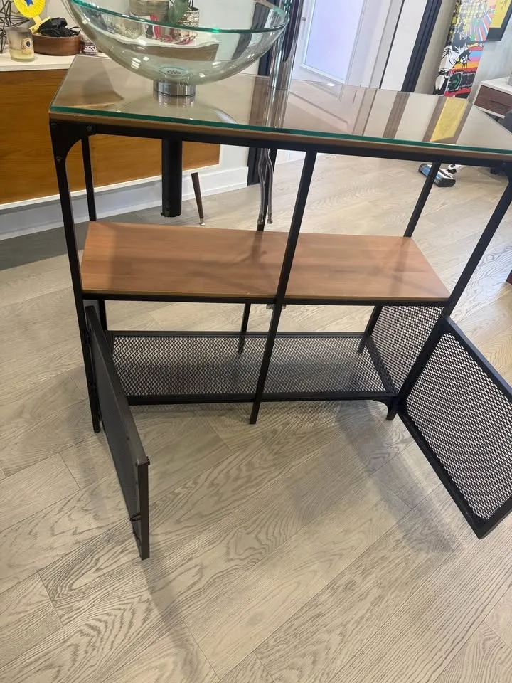 Unique, handwashing sink image indicator(2)