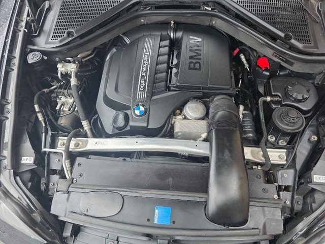 BMW X5 2011 Very good conditions - photo 3
