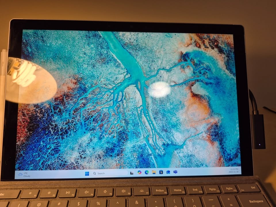 Microsoft Surface Pro 7 – Fully Functional, Portable & Fast - photo 3