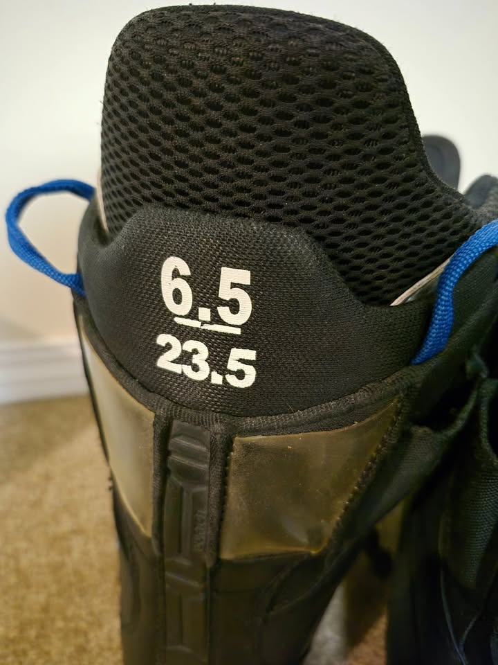 🏂 Burton Snowboard Boots – Size 6.5 - photo 3