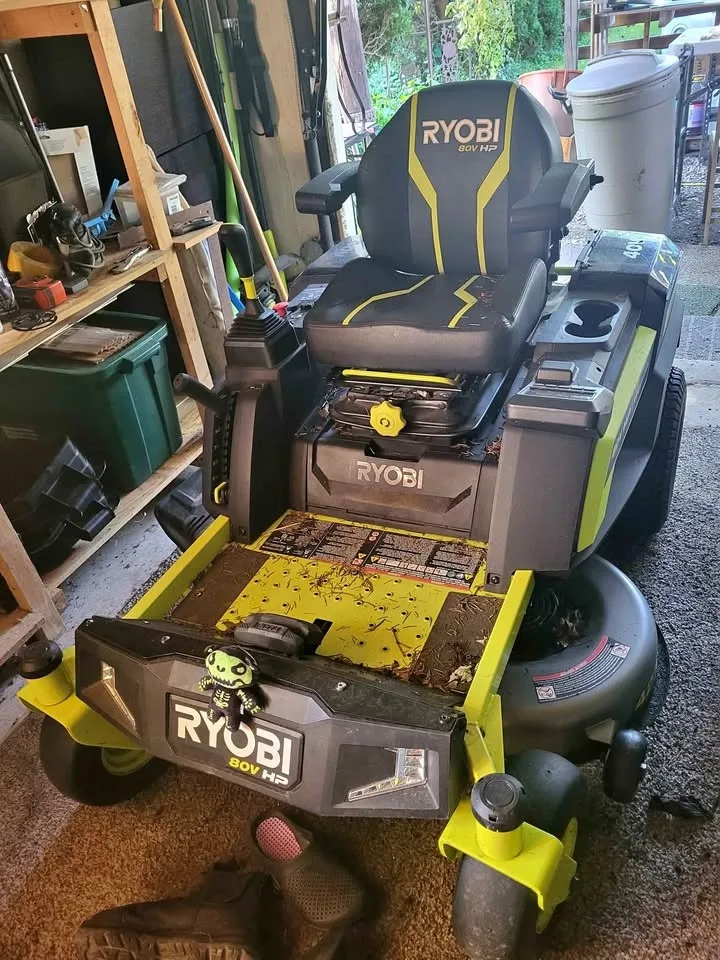 RYOBI 80V 42in. Cordless Zero Turn Riding Mower w/ bagger