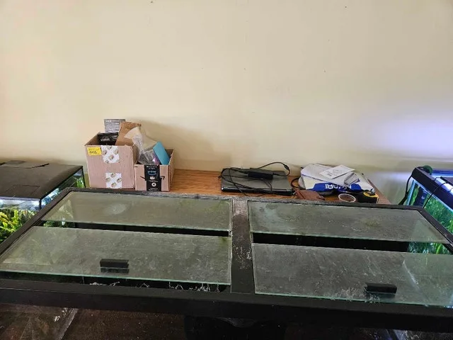 75 gal Aquarium with Stand image indicator(3)