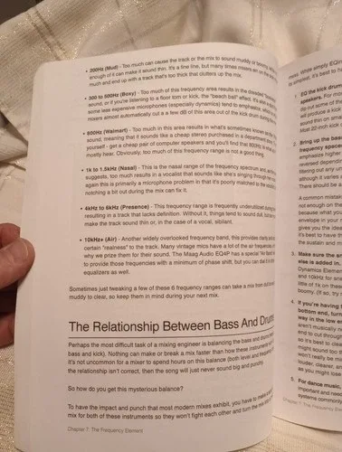 The Mixing Engineer's Handbook: Fourth Edition USED Good Shape image indicator(9)