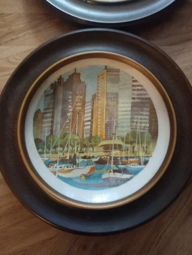 Four Vintage Chicago Landmark Plates & More image indicator(5)