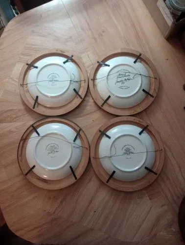 Four Vintage Chicago Landmark Plates & More image indicator(6)