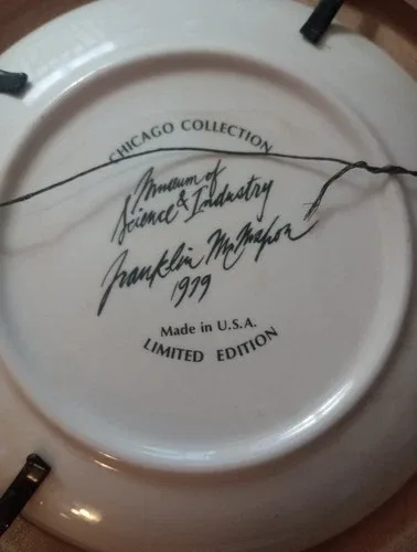 Four Vintage Chicago Landmark Plates & More image indicator(8)