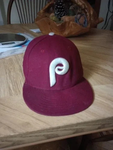 New Era Phillies Cooperstown Maroon Snap Back image indicator(2)