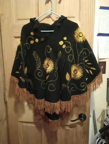 Vintage Pancho Cape. Wool. Embroidered And Fringed. One Size.
