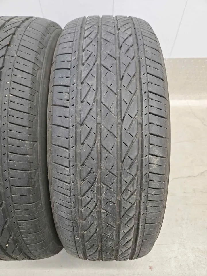 Bridgestone Turanza Tires- 235/55R19 image indicator(5)