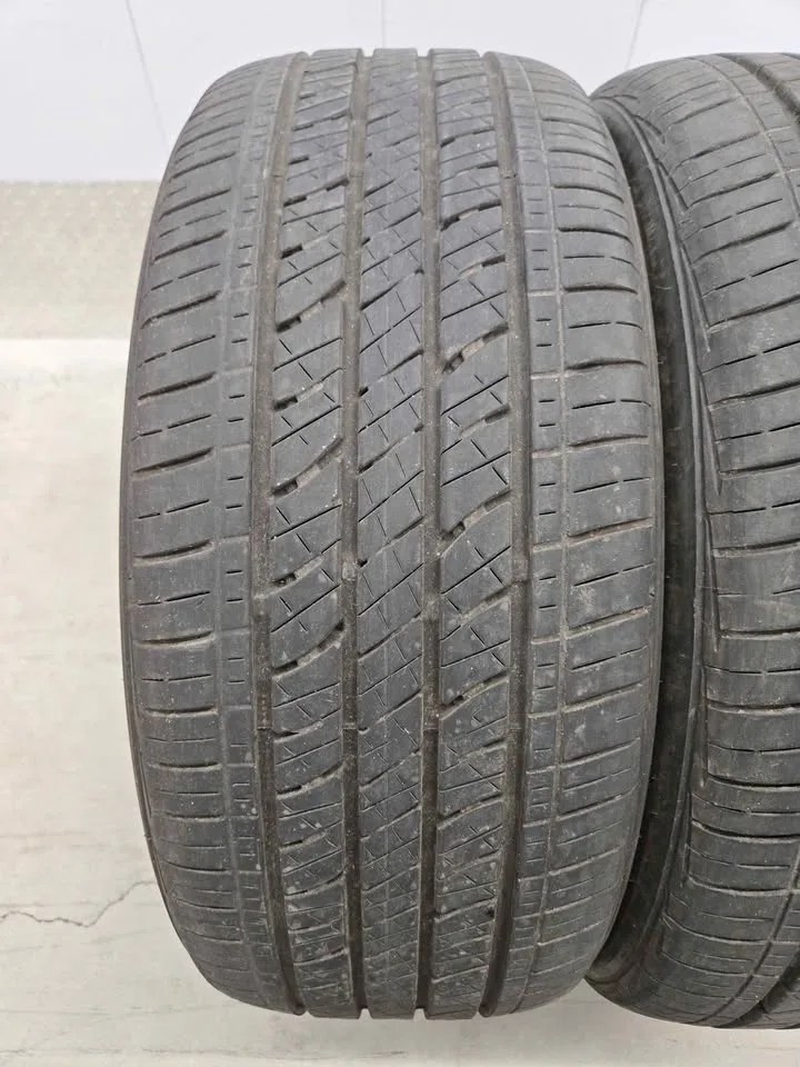 Bridgestone Dueler All Season Tires- 245/50R20 image indicator(4)