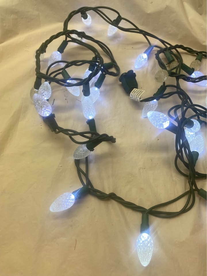Cool White LED Christmas Lights - photo 2