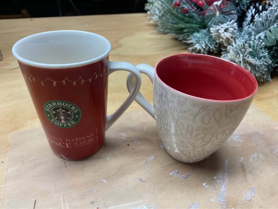 Starbucks Ceramic Holiday Mugs - photo 2