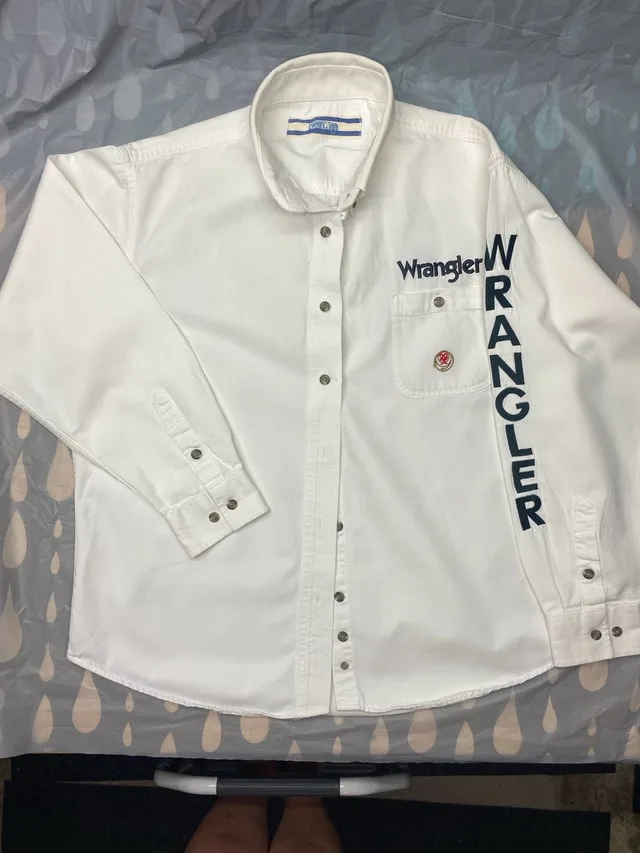 Women’s Wrangler Button Up Shirt