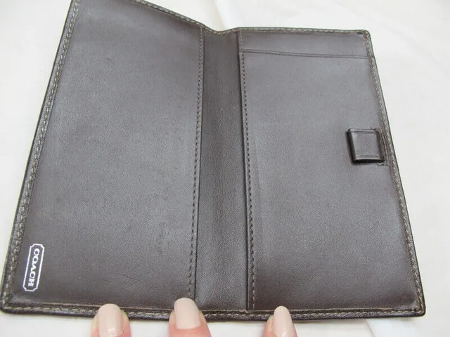 Coach Crossbody and Checkbook Cover image indicator(6)