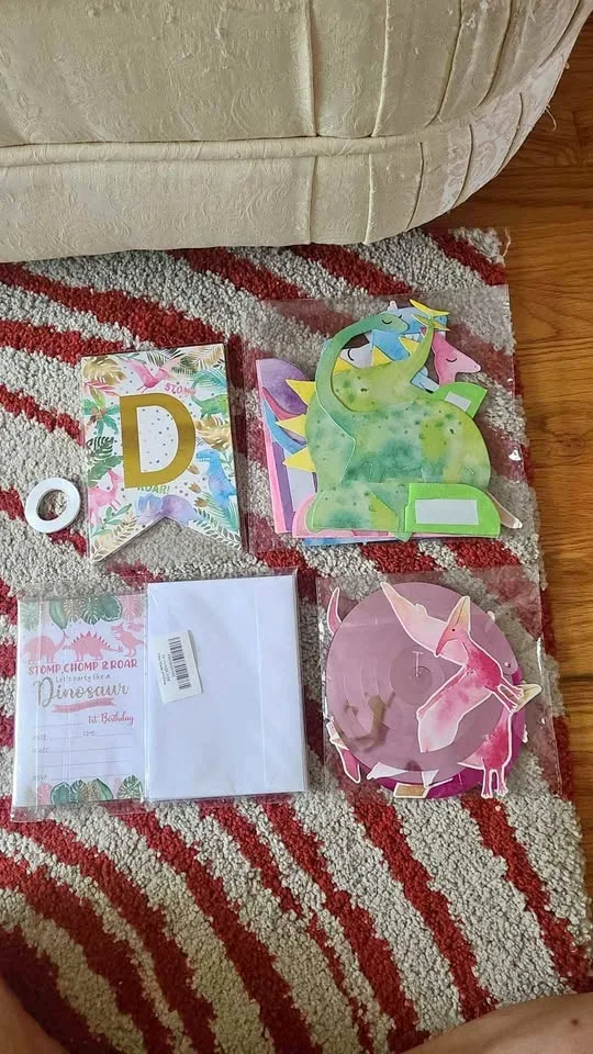 Dinosaur Party decorations & Invitations