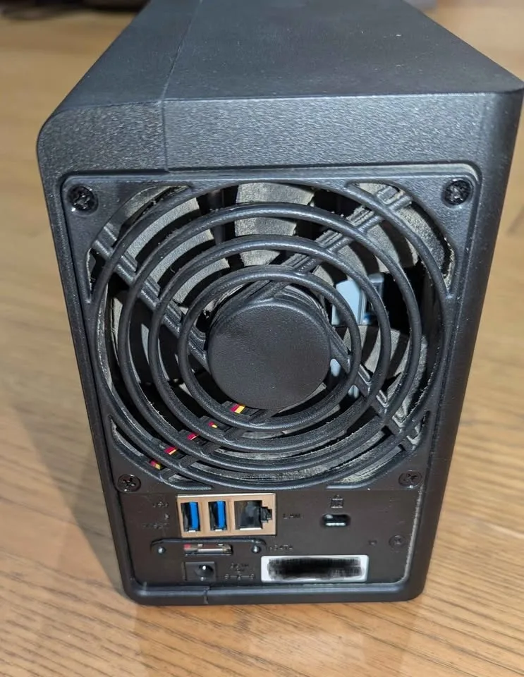 Synology DS218+ NAS image indicator(3)