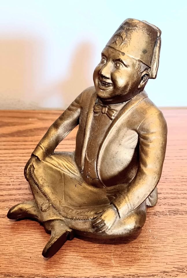 Antique Shriner Masonic Freemason Statue - photo 2