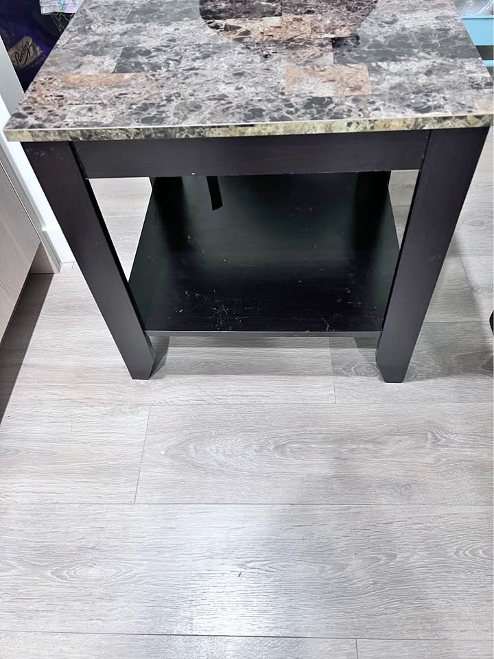 Side Tables (Set of 2)