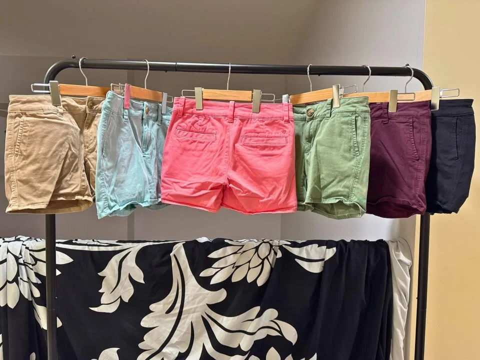 American Eagle Pants And Shorts image indicator(10)