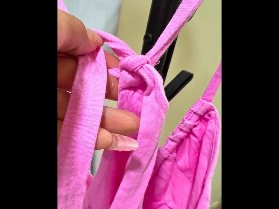 Aritzia Tank Tops image indicator(3)