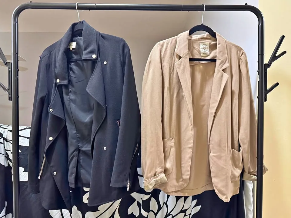 Aritzia Blazers And Jackets