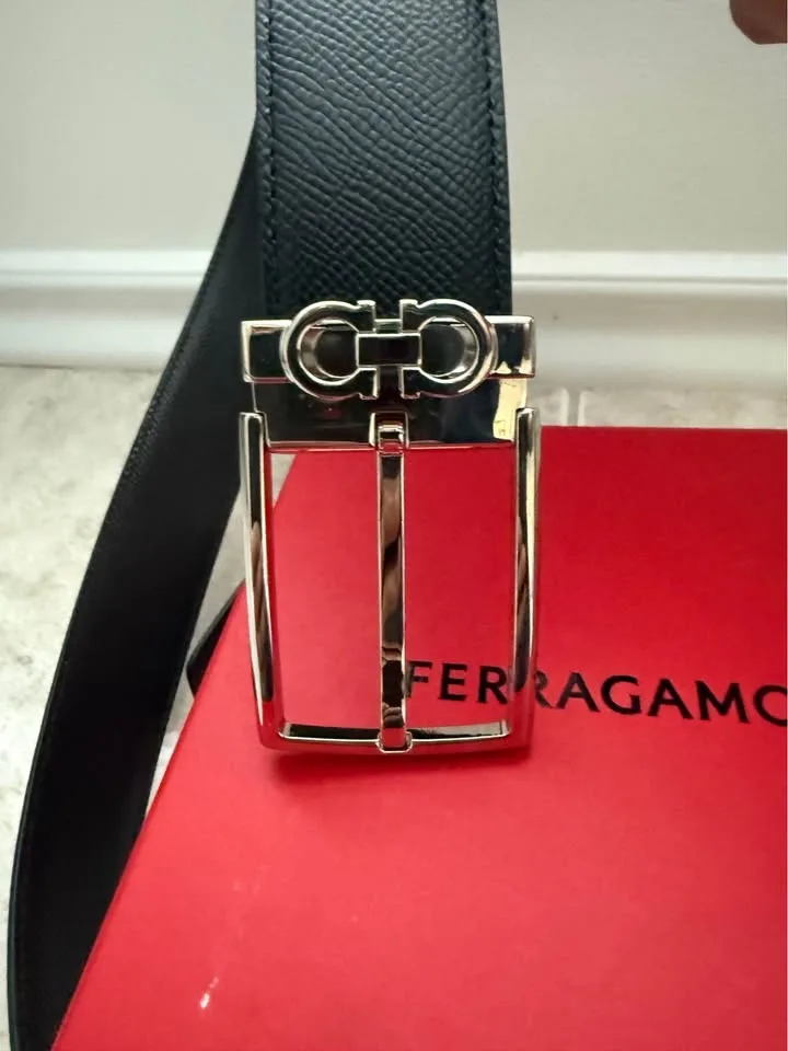 Ferragamo Gancini Adjustable Belt size 95 image indicator(3)