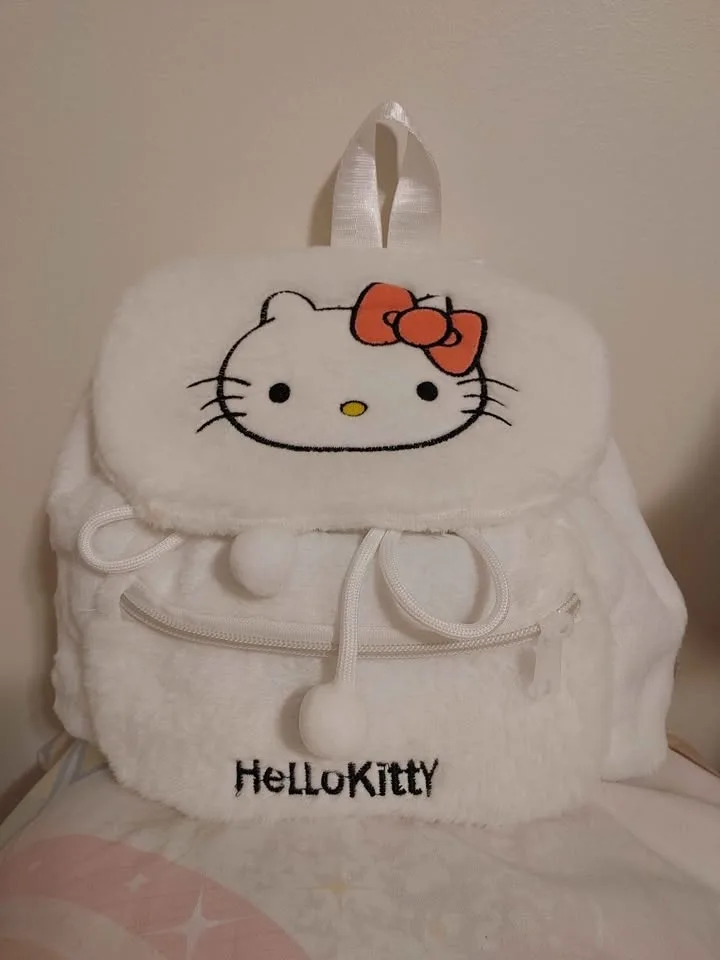 Hello Kitty Stationary Set 💖🎄 - 10 items image indicator(4)