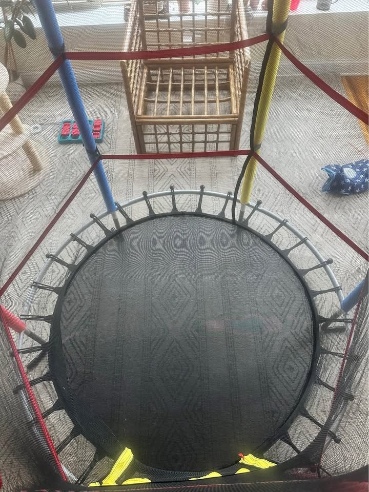 Indoor Kids Trampoline - Need Gone! - photo 2