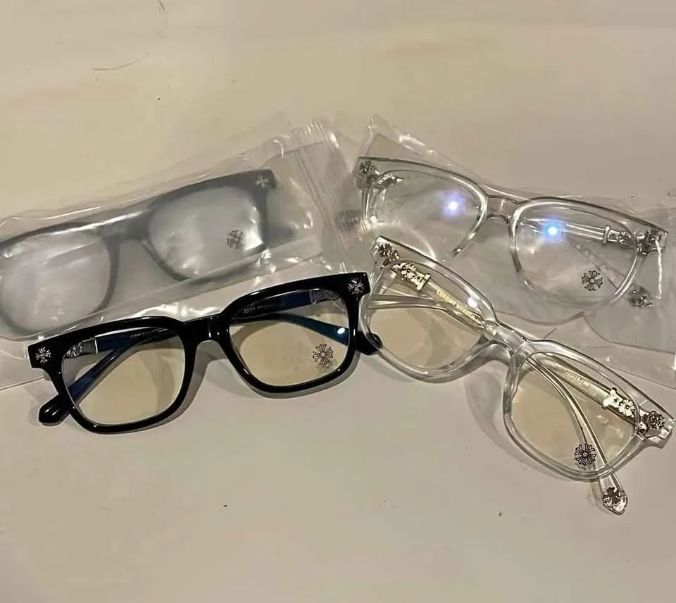 Chrome hearts glasses image indicator(2)