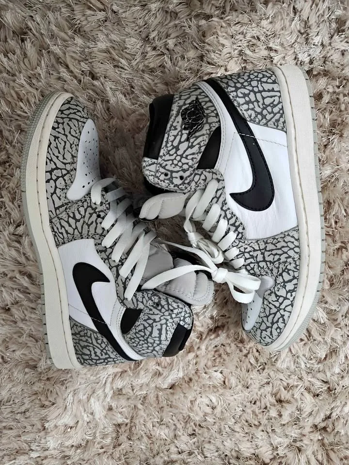 NIKE AIR JORDAN 1s (for Boys) #7.0