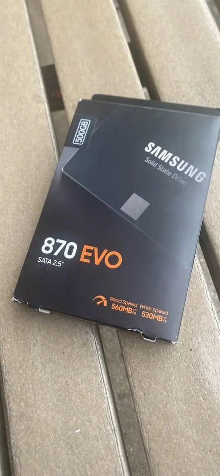 SAMSUNG 870 EVO 2.5 pulgadas SATA III SSD interno