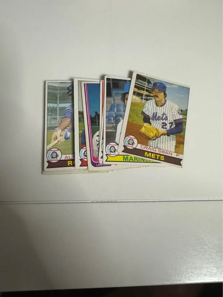 Vintage Baseball Card Lot (15 Cards – 1970s–1980s Era) image indicator(2)