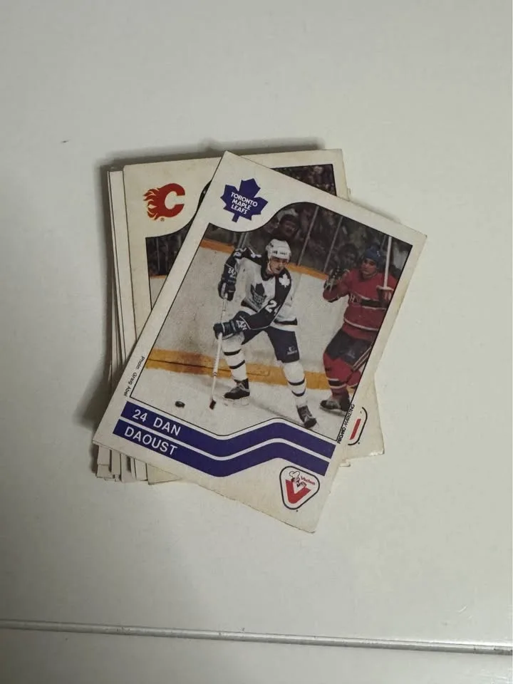 Vintage 1983–84 NHLPA Hockey Cards - Lot of 15 image indicator(3)